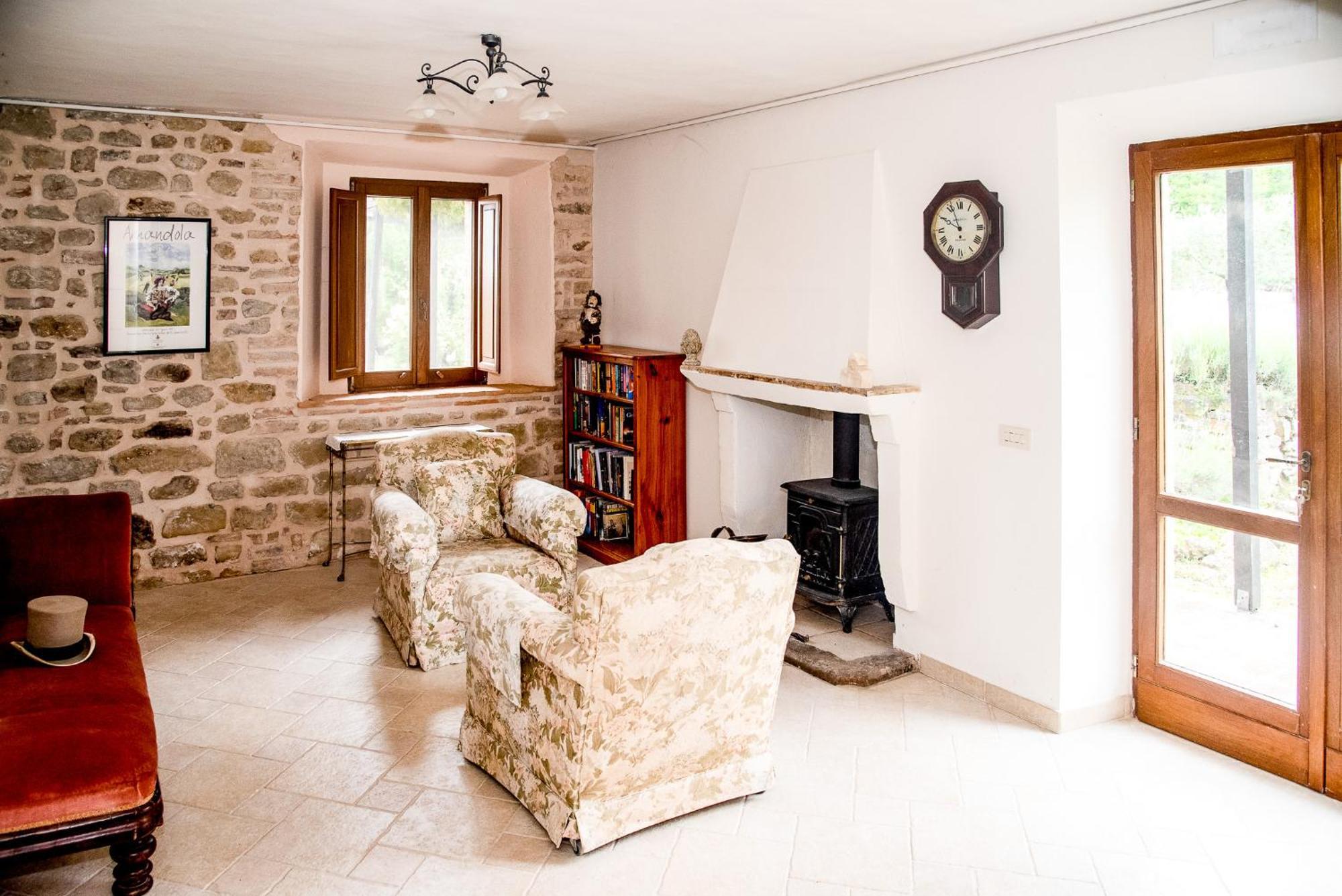 La Mela Rosa Bed & Breakfast Amandola Exterior photo